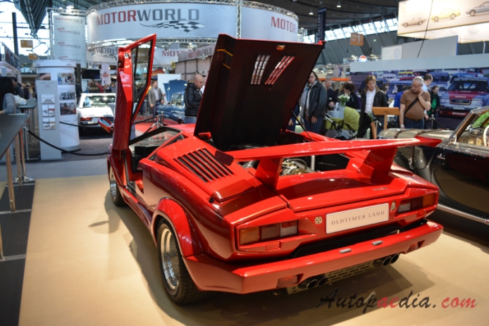 Lamborghini Countach 1973-1990 (1990 25th Anniversary), rear view