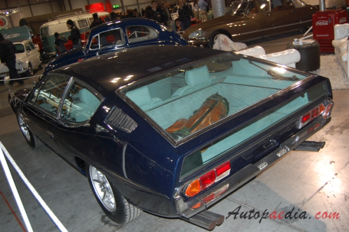 Lamborghini Espada 1968-1978 (1970 S2),  left rear view