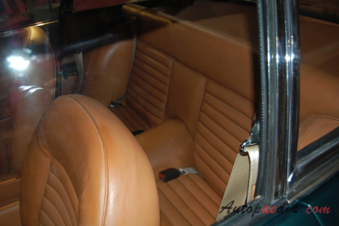 Lamborghini Islero 1968-1969, interior