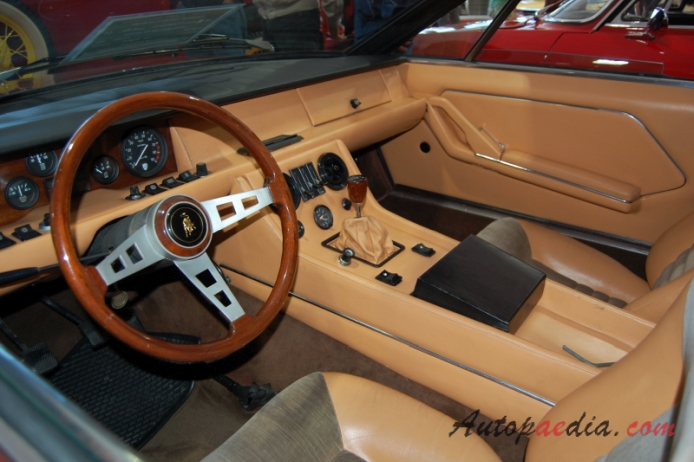 Lamborghini Jarama 1970-1976 (1972 400GT), wnętrze