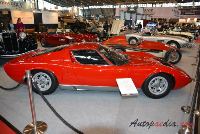 Lamborghini Miura 1966-1974 (1968 Miura P400), prawy bok