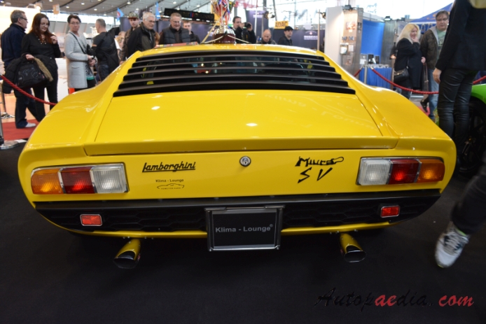 Lamborghini Miura 1966-1974 (1972 SV), rear view