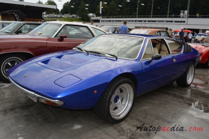 Lamborghini Urraco 1972-1979 (1973 P250), left front view