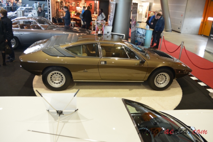Lamborghini Urraco 1972-1979 (1976 P300 S), prawy bok