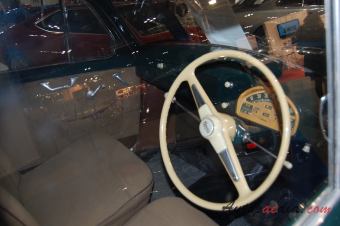 Lancia Appia 1. series 1953-1956 (1955 sedan 4d), wnętrze