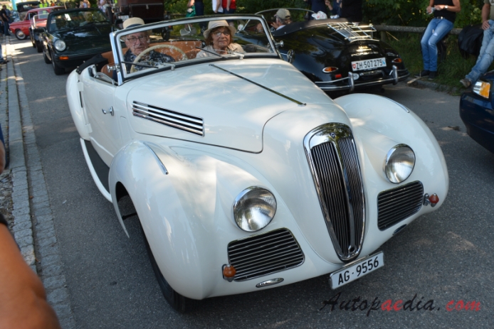 Lancia Aprilia 1937-1949 (1938 Viotti Cabriolet 2d), prawy przód