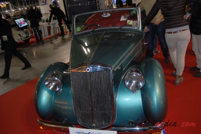 Lancia Aprilia 1937-1949 (1940 Pininfarina Transformabile 2d), przód