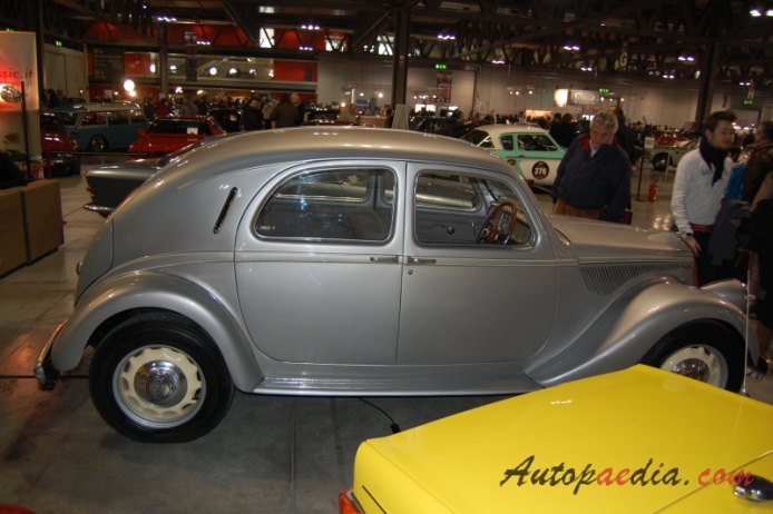 Lancia Aprilia 1937-1949 (1949 Berlina 4d), prawy bok