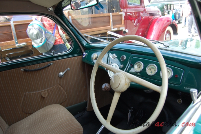 Lancia Ardea 1939-1953 (1950 4. series berlina 4d), wnętrze
