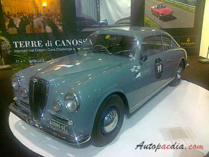 Lancia Aurelia B20 1951-1958 (1953 GT 3. Series Pininfarina Coupé 2d), lewy przód