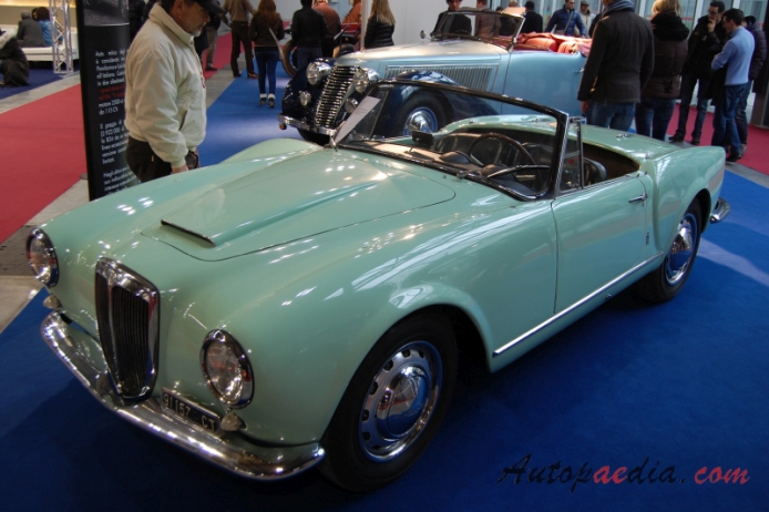 Lancia Aurelia B24 1954-1958 (1957 6. Series S convertible 2d), lewy przód