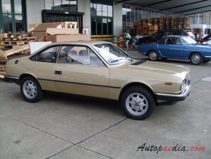 Lancia Beta 1972-1984 (1984 Coupé 2.0 i.e.), prawy bok