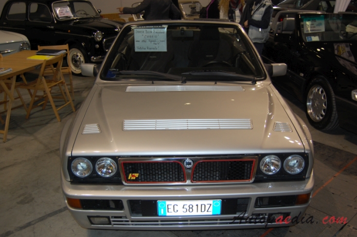 Lancia Delta 1. generacja 1979-1994 (1992 HF Integrale Evoluzione cabrio 2d), przód