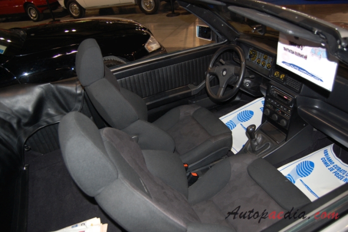 Lancia Delta 1st generation 1979-1994 (1992 HF Integrale Evoluzione cabrio 2d), interior
