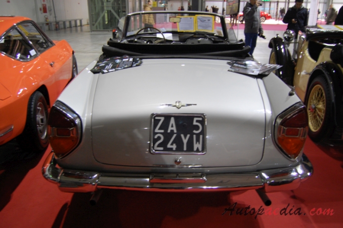 Lancia Flaminia 1957-1970 (1961 GT Touring convertible 2d), rear view
