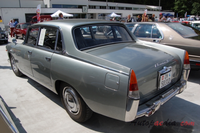Lancia Flaminia 1957-1970 (1969 2.8L Berlina 4d), lewy tył