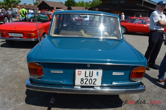 Lancia Fulvia 1963-1976 (1969-1973 Series 2 Berlina 4d), rear view