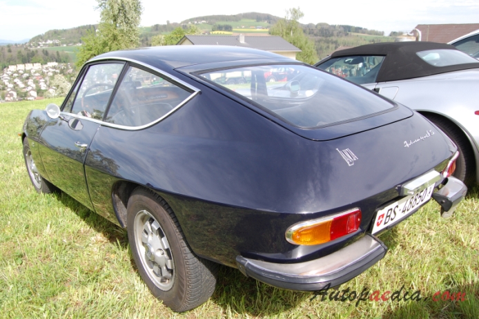 Lancia Fulvia 1963-1976 (1971 2nd series Sport 1.3S Zagato Coupé),  left rear view