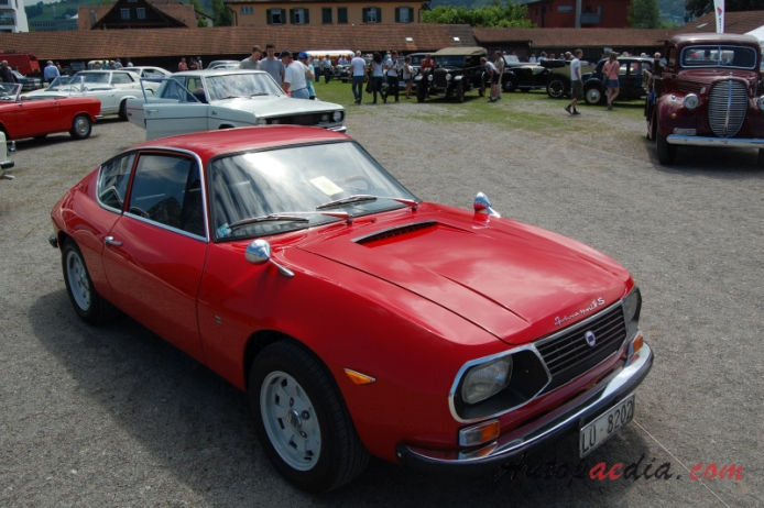 Lancia Fulvia 1963-1976 (1972 Sport 1.3S Zagato copü), left front view