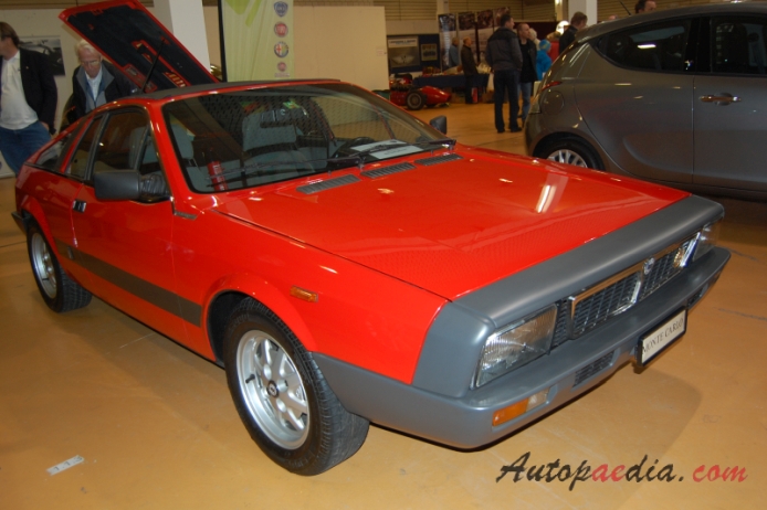 Lancia Montecarlo 1975-1982 (1980 Coupé series 2), right front view