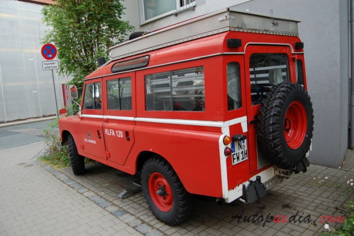 Land Rover Series 3 1971-1985 (fire engine 5d),  left rear view