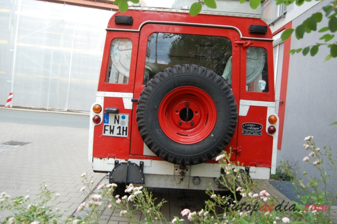Land Rover Series 3 1971-1985 (fire engine 5d), rear view