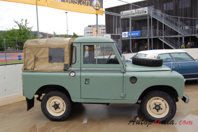 Land Rover Series 3 1971-1985 (pickup off-road 3d), right side view