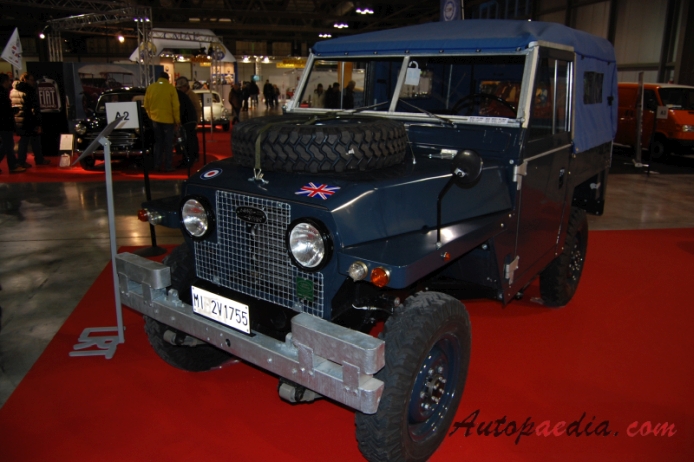 Land Rover 1/2 ton Lightweight Series IIA 1968-1972 (1969 pojazd wojskowy off-road), lewy przód