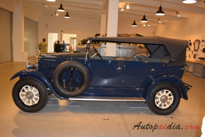 Laurin-Klement 110 (Skoda 110) 1925-1929 (1929 roadster 4d), lewy bok
