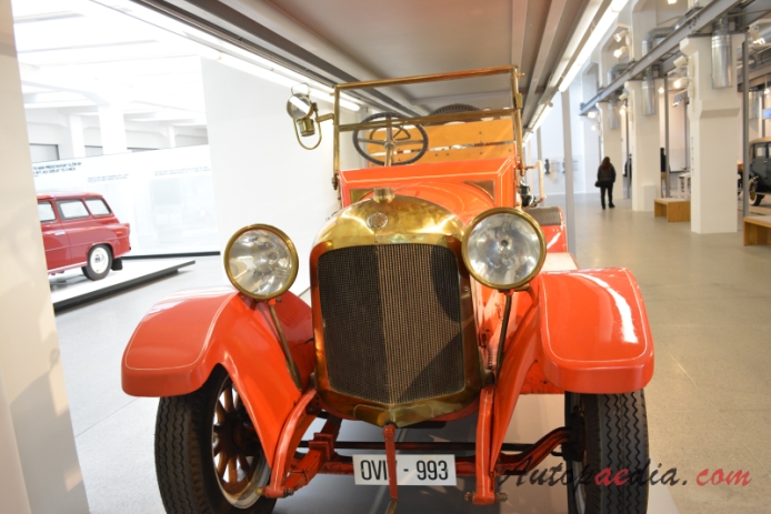 Laurin-Klement Type MF 1917-1923 (1919 wóz strażacki), przód