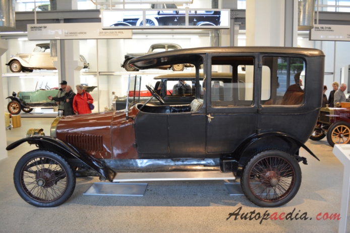 Laurin-Klement Type S 1911-1924 (1913 Type SG landaulet 3d), lewy bok