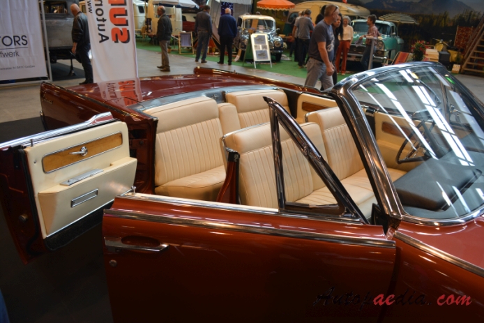 Lincoln Continental 4. generacja 1961-1969 (1962 convertible 4d), wnętrze