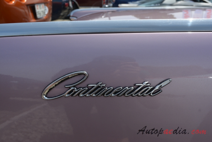 Lincoln Continental 4th generation 1961-1969 (1964 convertible 4d), side emblem 