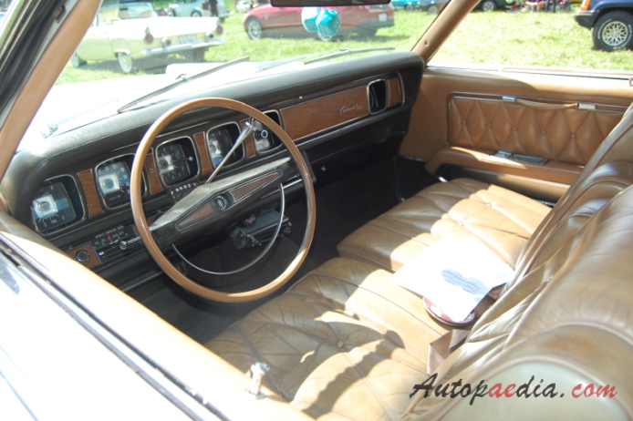 Lincoln Mark Series 4. generacja 1968-1971 (1968 Continental Mark III Coupé 2d), wnętrze