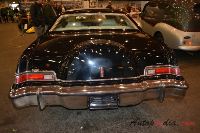 Lincoln Mark Series 5th generation 1972-1976 (1975 Continental Mark IV Coupé 2d), rear view