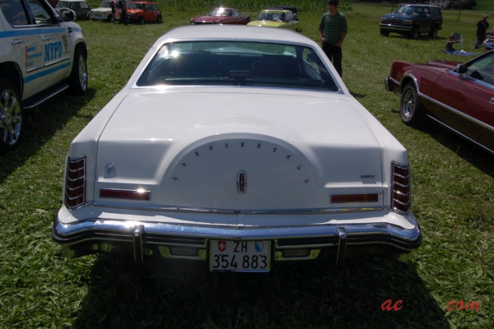 Lincoln Mark Series 6th generation 1977-1979 (1977 Continental Mark V Coupé 2d), rear view