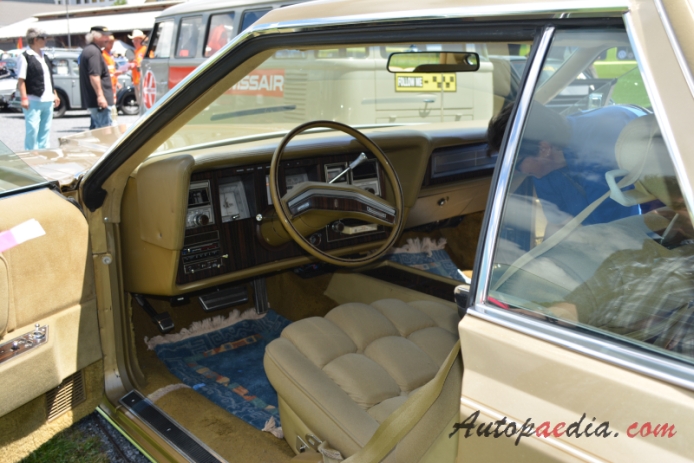 Lincoln Mark Series 6. generacja 1977-1979 (1978 Continental Mark V Diamond Jubilee Edition Coupé 2d), wnętrze