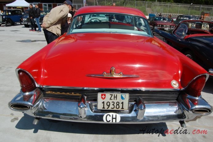 Lincoln Premiere 1st generation 1956-1957 (1956 hardtop Coupé 2d), rear view