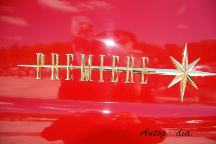 Lincoln Premiere 1. generacja 1956-1957 (1956 hardtop Coupé 2d), emblemat bok 