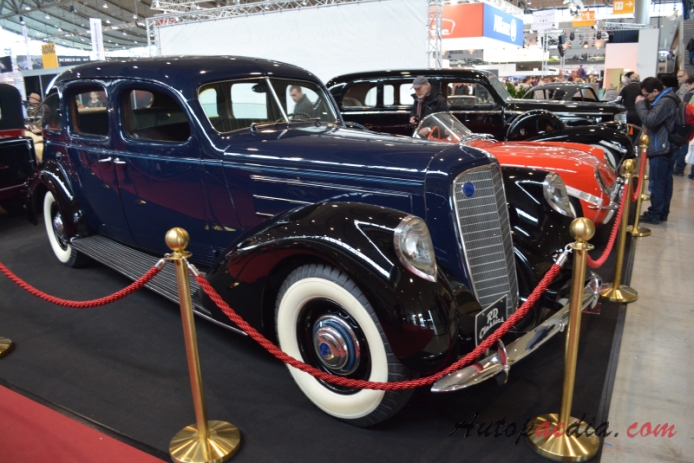 Lincoln K-series 1931-1942 (1937 V12 limousine 4d), right front view