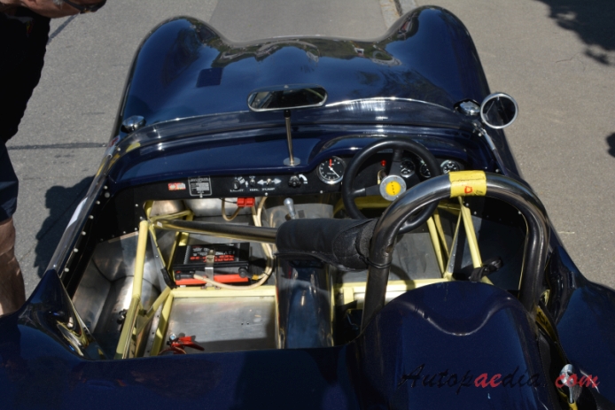 Lola Mark I 1958-1962 (1100 Sports Climax race car), interior