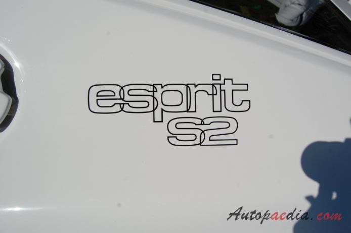 Lotus Esprit 1976-2004 (1978-1981 S2), emblemat bok 