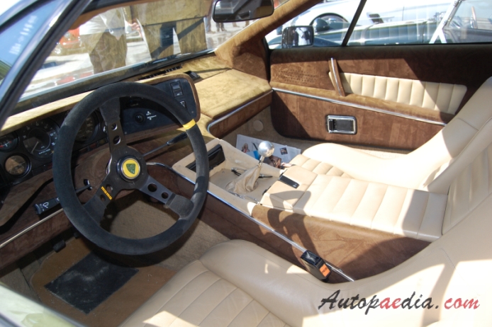 Lotus Esprit 1976-2004 (1978-1981 S2), wnętrze