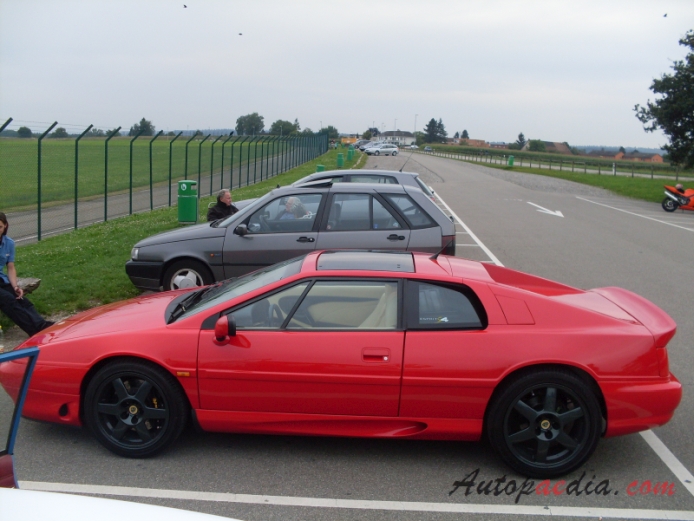 Lotus Esprit 1976-2004 (1993-1995 S4), left side view