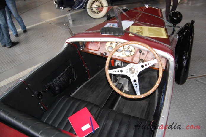 MG M-type Midget 1929-1932 (1930 roadster 2d), wnętrze