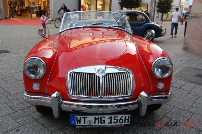 MG MGA 1955-1962 (1956 roadster), przód
