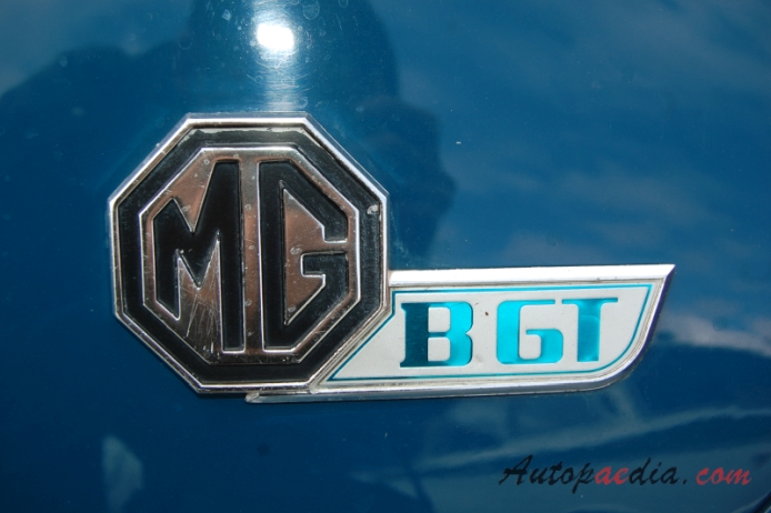 MG MGB Mk III 1972-1974 (1974 V8 GT Coupé 2d), emblemat tył 