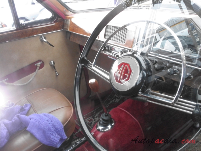 MG Magnette ZA 1953-1956 (1954 saloon 4d), wnętrze