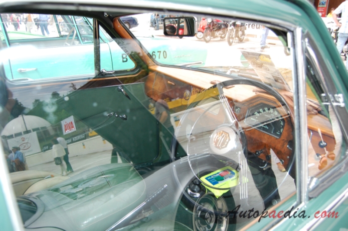 MG Magnette ZA 1953-1956 (1956 saloon 4d), wnętrze