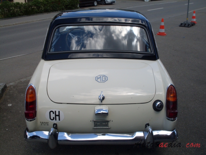 MG Midget Mk II 1964-1966 (1965), rear view